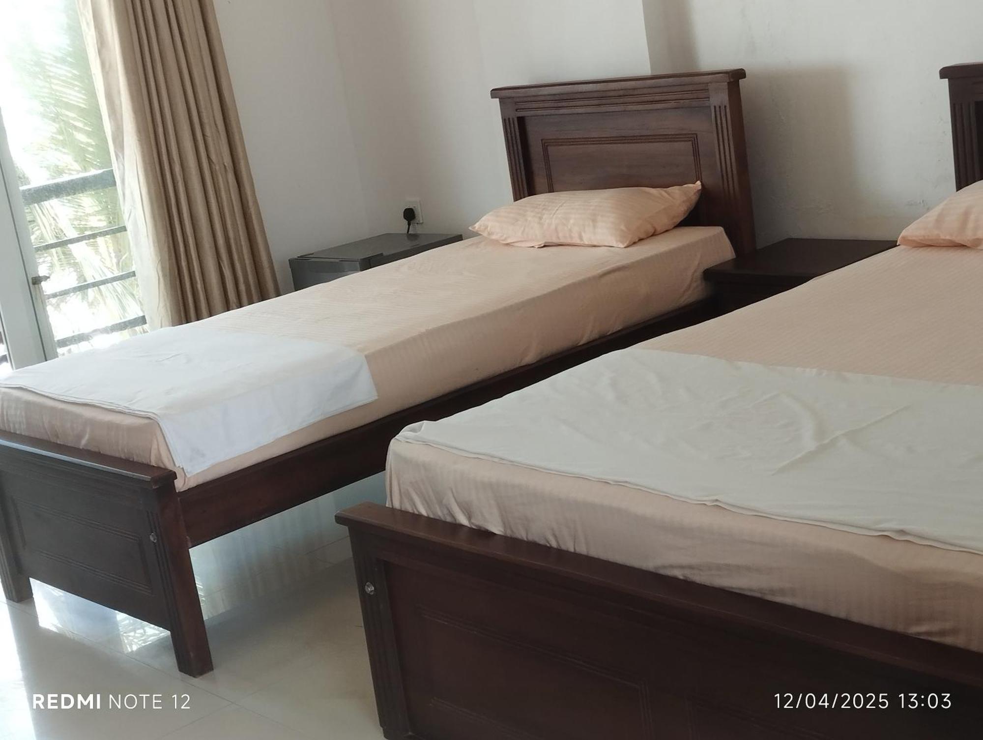 Hotel Ocean Edge Hikka Hikkaduwa Exteriér fotografie